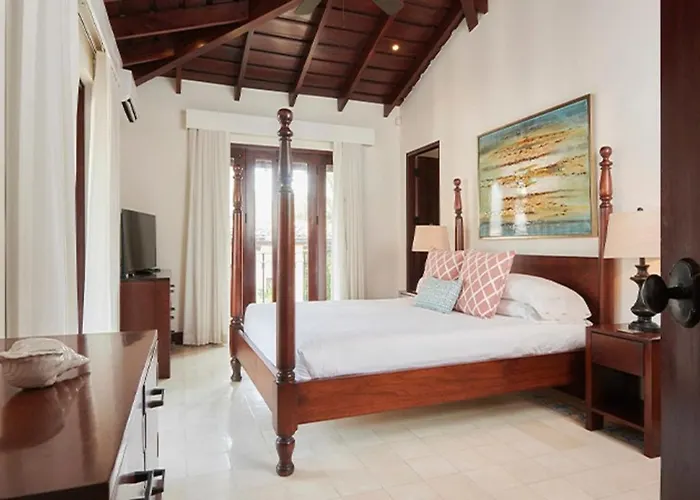 Сasa de vacaciones Casa Cazenovia - 3br Home, Astonishing Rooftop Terrace In Catalinas